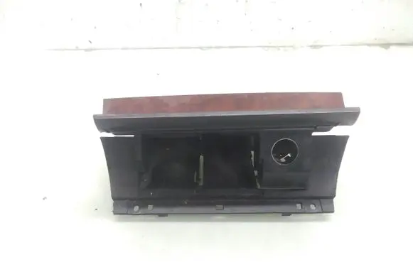 Car ashtray