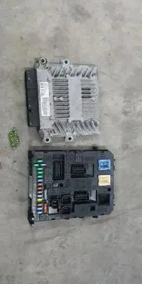 Peugeot Expert Comfort/convenience module 9664058780 9665100380