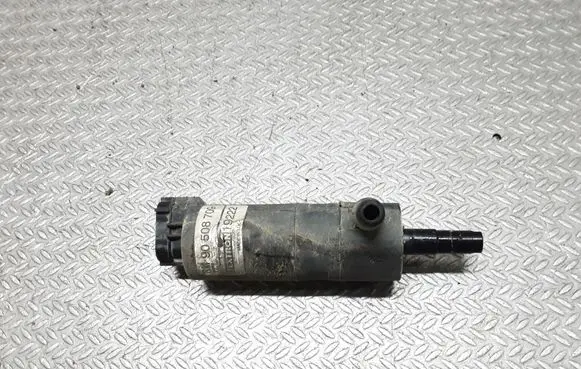 Opel Signum Headlight washer pump 90508709