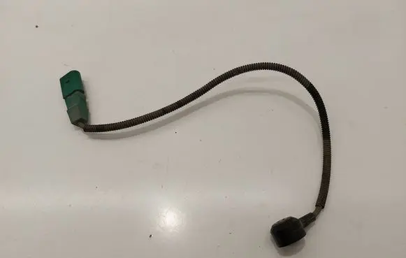 Skoda Octavia Mk2 (1Z) Detonation knock sensor 06E905377A