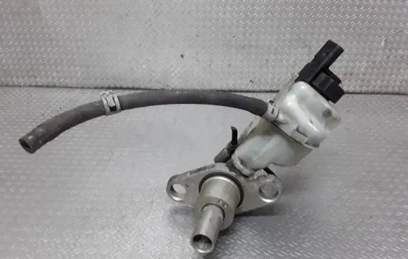 Skoda Octavia Mk2 (1Z) Master brake cylinder 03355890101