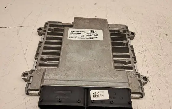 Hyundai i30 Engine control unit/module A3C0695190001 391982BPD1 391992G095