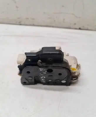 Audi A4 S4 B7 8E 8H Front door lock