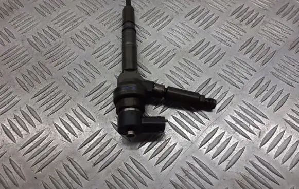 Opel Astra H Fuel injectors set 0445110175