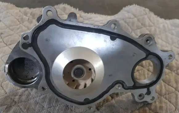 Ford Mustang V Water pump BR3E8501NA