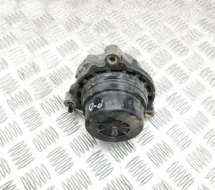 BMW 3 F30 F35 F31 Engine mount bracket 6799104