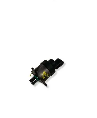 Volvo V70 Fuel pressure regulator 0928400548