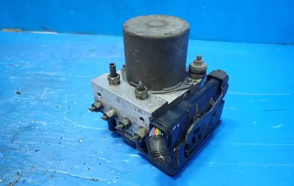 Nissan Micra ABS Pump 0265234277 47660BC42A