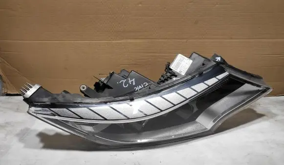 Honda Civic IX Headlight/headlamp