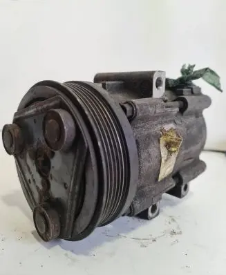 Ford Mondeo Mk III Air conditioning (A/C) compressor (pump) 8H19D786