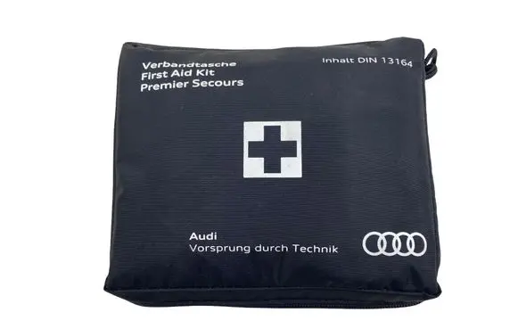 Audi A4 S4 B9 8W First aid kit 8W0860282F