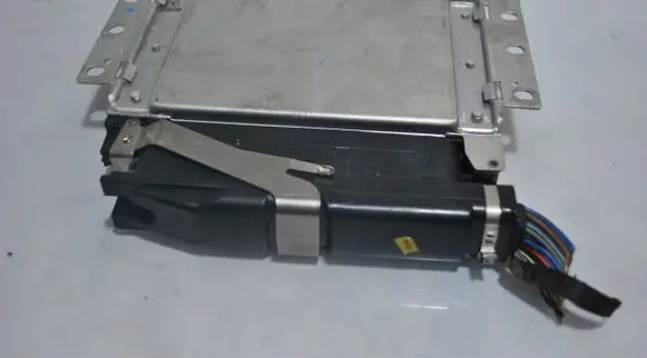 Audi A6 Allroad C5 ESP (stability system) control unit 8D0907389D