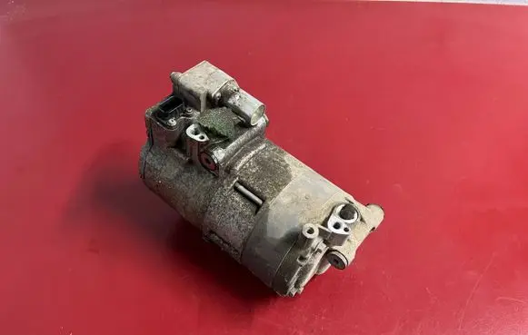 BMW i3 Air conditioning (A/C) compressor (pump) 9364868 64529364868