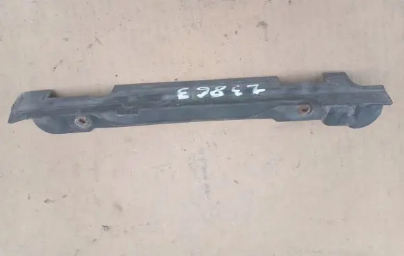 Audi A1 Other engine part 8X0121332