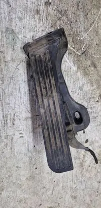 Volkswagen Golf V Accelerator throttle pedal 1021704 1K1721503L 6PV00860000