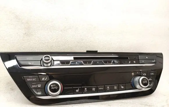 BMW 5 G30 G31 Climate control unit 6826844