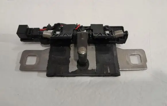 Audi Q5 SQ5 Trunk lock loop 80A827507