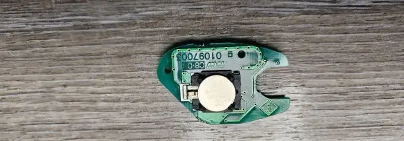 Renault Trafic II (X83) Ignition key/card 01097003
