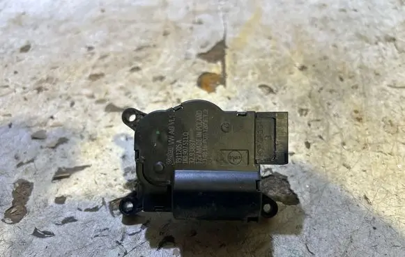 Audi Q3 8U Air flap motor/actuator 1K0907511Q T911205A 3293897
