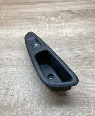 Peugeot 308 Electric window control switch 96573850XT