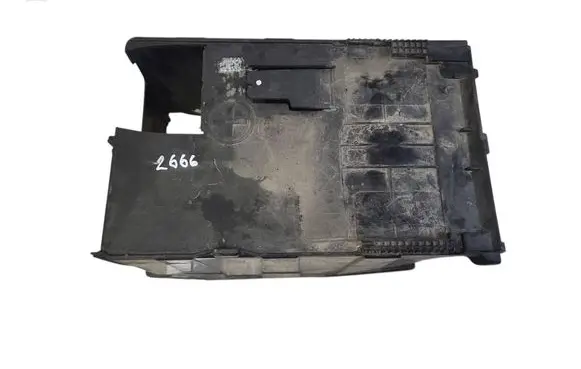 Battery box tray