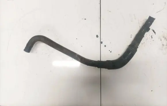 Mazda 3 I Engine coolant pipe/hose