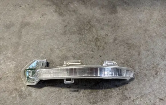 Volkswagen PASSAT B8 Mirror indicator light 3G0949101