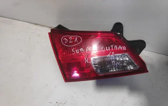 Subaru Outback Tailgate rear/tail lights 13220072