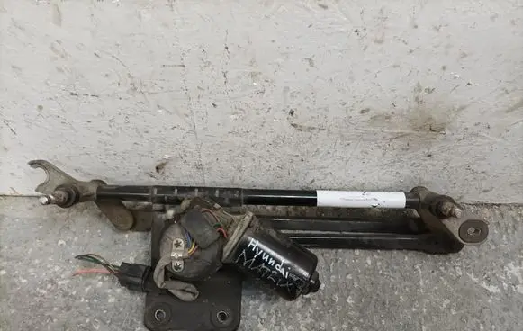 Hyundai Matrix Front wiper linkage and motor