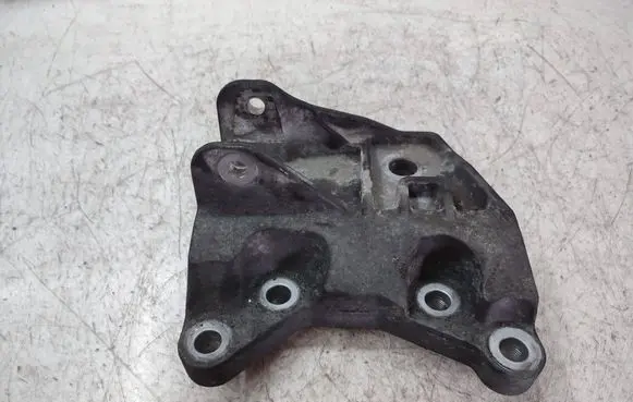 Land Rover Discovery Sport Engine mounting bracket GJ326P096AE