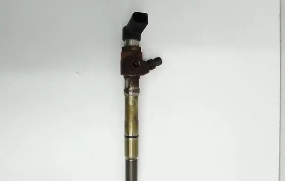 Skoda Octavia Mk2 (1Z) Fuel injector 03L130277B