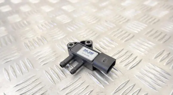Mazda CX-5 Exhaust gas pressure sensor SH01182B2