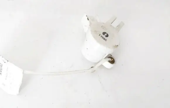 Opel Insignia A Clutch pedal sensor 25894753