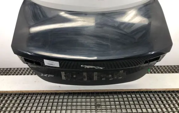 Jaguar XF Tailgate/trunk/boot lid