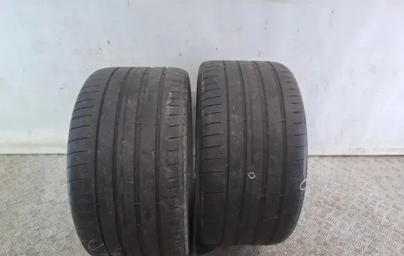 Porsche Taycan 9J1 R21 summer tire 30530ZR21 30530R21 30530ZR21104Y