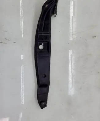 Audi A6 C7 Fender end trim 4G0821111