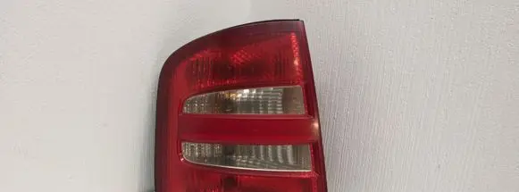 Skoda Fabia Mk1 (6Y) Rear/tail lights 6Y9945095B 6Y9945111B