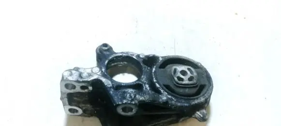 Peugeot 407 Engine mount bracket 96391768