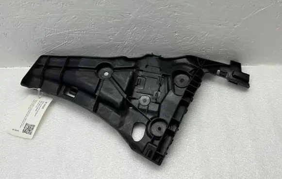 Audi A3 8Y Rear bumper mounting bracket 8Y4807378