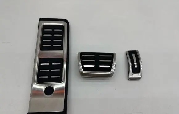 Audi A5 Pedal assembly 8W0721173