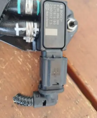 Peugeot 5008 Exhaust gas pressure sensor 9677816180