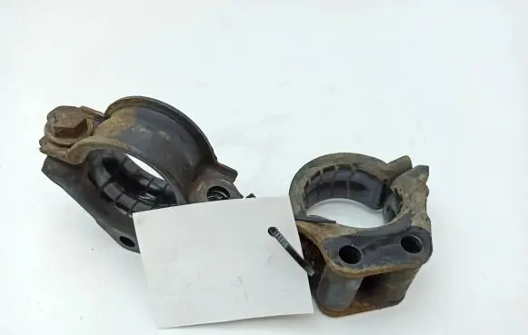Mercedes-Benz R W251 Sway bar bush bracket, front 