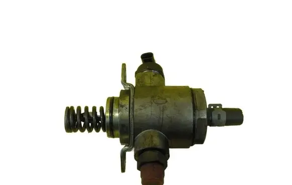 Audi A5 8T 8F Fuel line/pipe/hose 06J127025E CDN