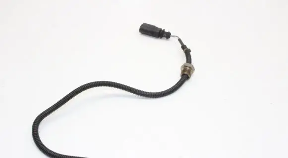 Audi A4 S4 B8 8K Exhaust gas temperature sensor 059906088AK