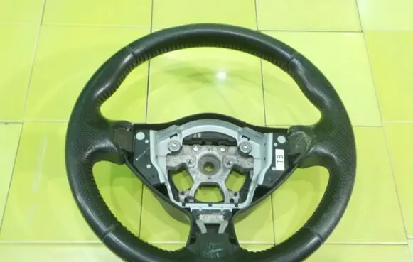 Nissan Juke I F15 Steering wheel 17AB150