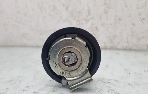 Audi A3 S3 8P Belt tensioner pulley 06D109243B