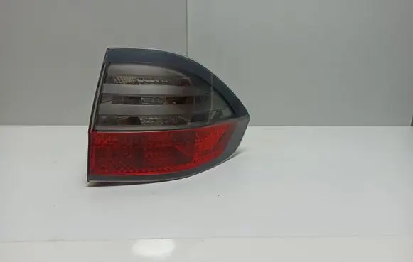 Ford S-MAX Rear/tail lights