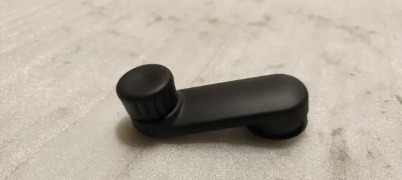Dacia Sandero III Rear door window winding handle 827608609R