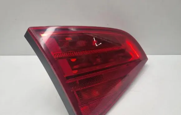 Audi A4 S4 B8 8K Tailgate rear/tail lights 8K9945093