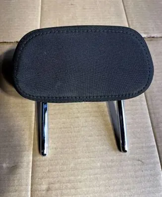 Alfa Romeo Giulia Rear seat headrest braknumeruczci